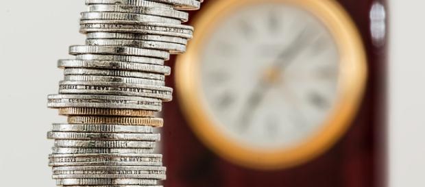 Pensioni anticipate, il Governo pronto a confermare la quota 100 come pluriennale e a rinviare la manovra identica all'Unione Europea. Pensioni anticipate, il Governo pronto a confermare la quota 100 come pluriennale e a rinviare la manovra identica all'Unione Europea.