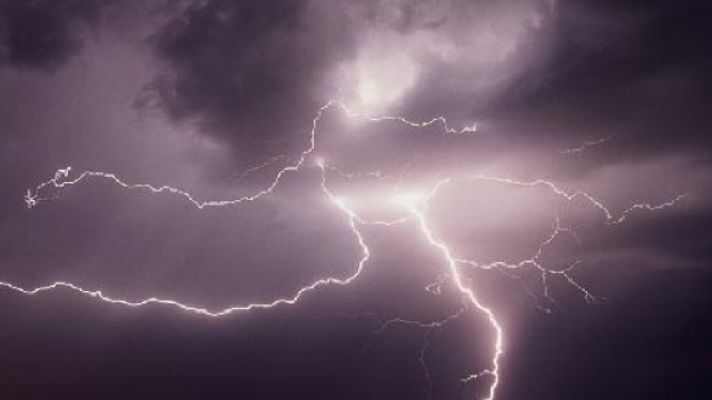 Il primo "break" dell'estate 2012 è servito: rovesci e temporali ... - meteoweb.eu