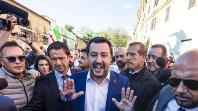 Morte Desirée, Salvini a San Lorenzo tra applausi e fischi ... - mediaset.it