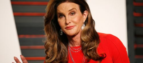 Caitlyn Jenner Uses Trump Tower Ladies Room, Takes a Shot at Ted Cruz - (thedailybeast/Youtube)