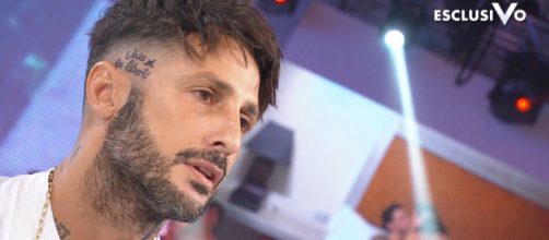 Fabrizio Corona: il cachet per il reality Mediaset sarebbe salito da 40 a 50 mila euro.