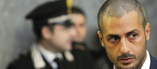 Milano. Fabrizio Corona arrestato insieme alla collaboratrice. 1 ... - agenpress.it