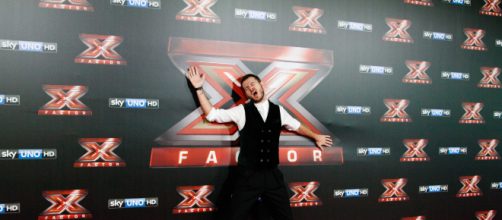 x factor 12 replica live show Tv8