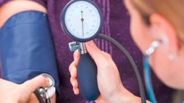 Le pillole per la pressione 'aumentano il rischio di cancro ai polmoni' - Il Mattino