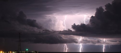 Allerta Meteo, lo scirocco flagella l'Italia: rischio alluvioni.