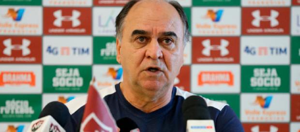 Marcelo Oliveira elogia vontade de reservas na derrota para o Santos (Foto: Lucas Merçon) Marcelo Oliveira elogia vontade de reservas na derrota para o Santos (Foto: Lucas Merçon)