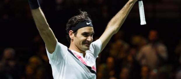 Roger Federer redevient numéro 1 mondial à plus de 36 ans - rtl.fr Roger Federer redevient numéro 1 mondial à plus de 36 ans - rtl.fr
