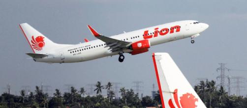Avión de Lion Air se estrelló frente a la costa de Indonesia