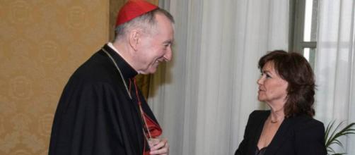 El número dos del Vaticano, Pietro Parolin y la vicepresidenta del Gobierno Carmen Calvo.