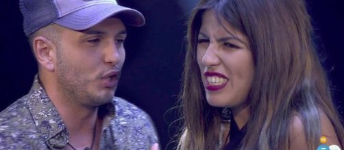 Omar Montes e Isa Pantoja, en 'GH VIP'. / MEDIASET