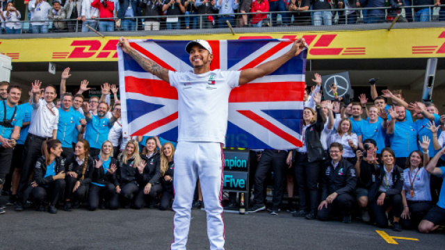 Lewis Hamilton, l'autre champion 5 étoiles de Mercedes - Formule 1 ... - eurosport.fr