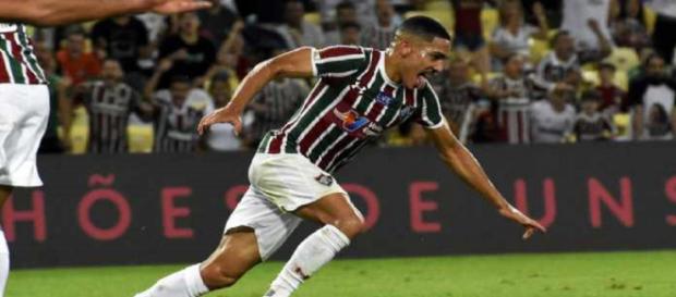 Um dos destaques da equipe na atual temporada, Gilberto segue aguardando proposta de renovação no Flu (Foto: Lucas Merçon) Um dos destaques da equipe na atual temporada, Gilberto segue aguardando proposta de renovação no Flu (Foto: Lucas Merçon)