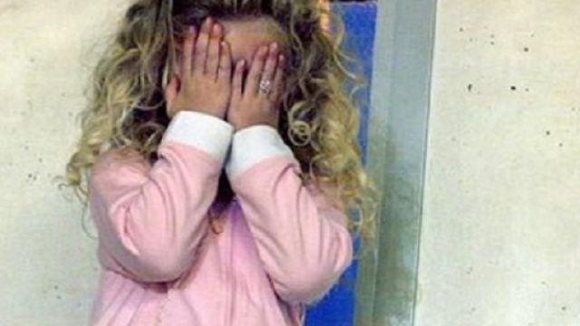 Venezia, bambina molestata da un extracomunitario