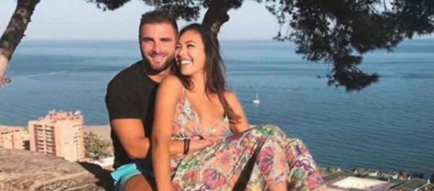 En couple depuis plusieurs mois, Yamina et Flo découvrent les joies de vivre ensemble. En couple depuis plusieurs mois, Yamina et Flo découvrent les joies de vivre ensemble.