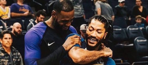 Derrick Rose says it was awkward playing with LeBron James [Image by lebron.king.james / Instagram]