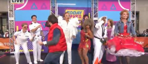 The 2018 Halloween Today show had every host having fun in the 80s. [Image source:TODAY-YouTube]