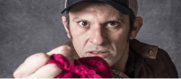 Delegado Machado (Milhem Cortaz) usará calcinhas na próxima novela das nove da Globo, O Sétimo Guardião Delegado Machado (Milhem Cortaz) usará calcinhas na próxima novela das nove da Globo, O Sétimo Guardião