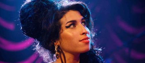 La Fundación Amy Winehouse abrirá una casa para la rehabilitación ... - telemundo.com