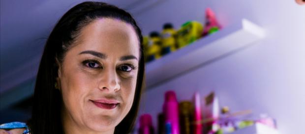 Silvia Abravanel vê traição de equipe e chora nos bastidores Silvia Abravanel vê traição de equipe e chora nos bastidores