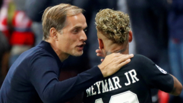 Le long contact entre Thomas Tuchel et Neymar n'est pas du goût de Willy Sagnol et Christophe Dugarry