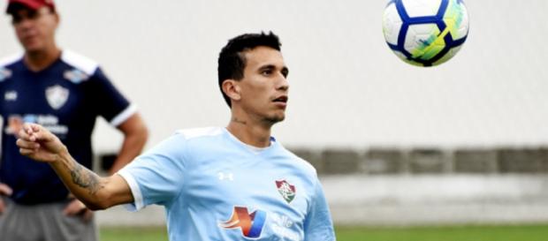 Recuperado de lesão, Dodi treina normalmente e pode retornar contra o Paraná (Foto: Maílson Santana) Recuperado de lesão, Dodi treina normalmente e pode retornar contra o Paraná (Foto: Maílson Santana)