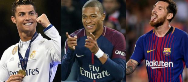 Ronaldo, Messi et Mbappé seront les trois finalistes pour le Ballon d'Or selon Neymar Ronaldo, Messi et Mbappé seront les trois finalistes pour le Ballon d'Or selon Neymar