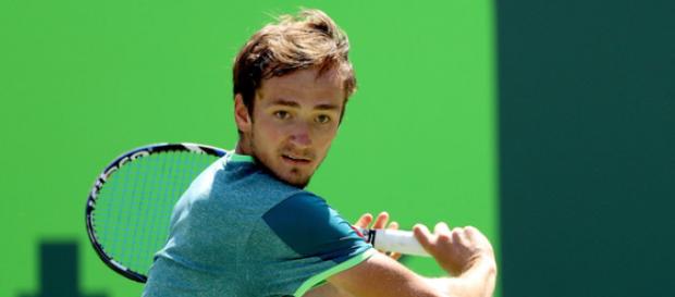 Daniil Medvedev se hisse en finale du tournoi de Tokyo Daniil Medvedev se hisse en finale du tournoi de Tokyo