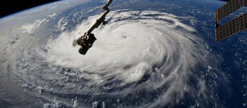Le puissant ouragan Florence menace 500 km de côtes de l'est des ... - lefigaro.fr