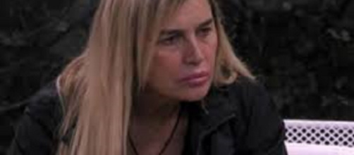 Lory Del Santo si commuove parlando del figlio scomparso Loren