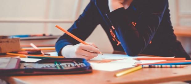 Concorsi insegnanti e assistente sociale Concorsi insegnanti e assistente sociale