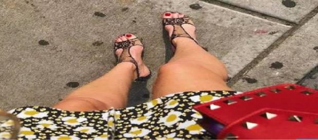 Pés de Gweneth Lee, dominatrix que tem 49 anos de idade Pés de Gweneth Lee, dominatrix que tem 49 anos de idade