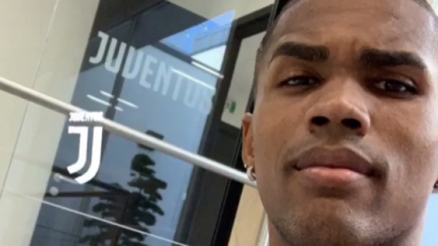 Juventus, Douglas Costa al lavoro anche nel giorno di riposo