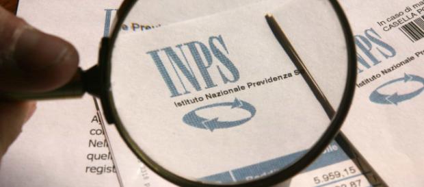 Pensioni: con la quota 100 non si potrà continuare a lavorare per il divieto di cumulo dei due redditi. Pensioni: con la quota 100 non si potrà continuare a lavorare per il divieto di cumulo dei due redditi.