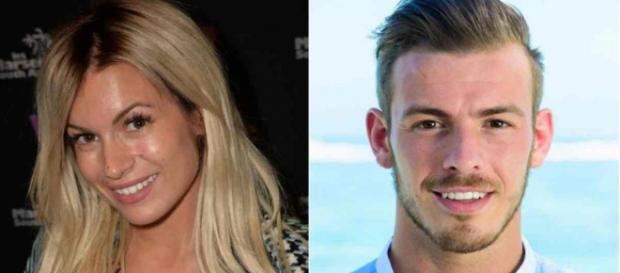 Pour Carla Moreau qui n'était pas prête, sa relation avec Julien Bert était "une erreur" Pour Carla Moreau qui n'était pas prête, sa relation avec Julien Bert était "une erreur"