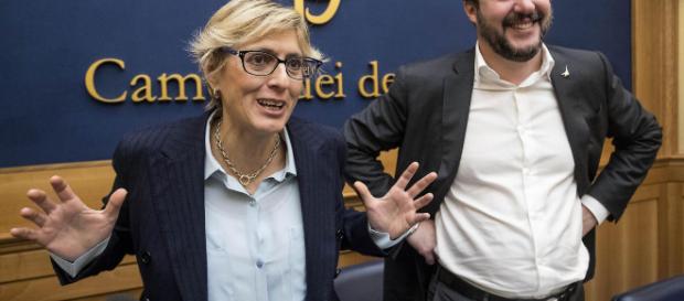 Contratti statali: si parte con aumenti stipendi medi di 32,6 euro nel 2019 fino ai 49 del 2021. Contratti statali: si parte con aumenti stipendi medi di 32,6 euro nel 2019 fino ai 49 del 2021.