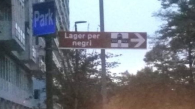 Torino spunta cartello "lager per negri"