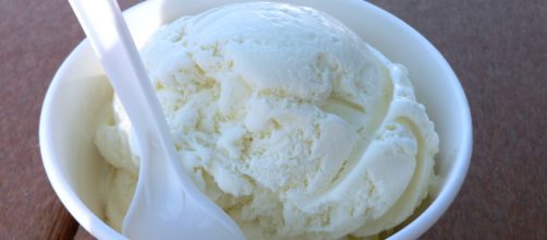 Vanilla ice cream [Source: stu_spivach - Flickr]