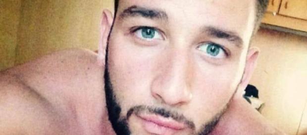 Lutto ad Afragola: perde la vita un giovane di 22 anni. Lutto ad Afragola: perde la vita un giovane di 22 anni.
