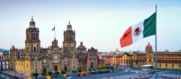 México anuncia el comienzo de un nuevo capítulo comercial con China. México anuncia el comienzo de un nuevo capítulo comercial con China.
