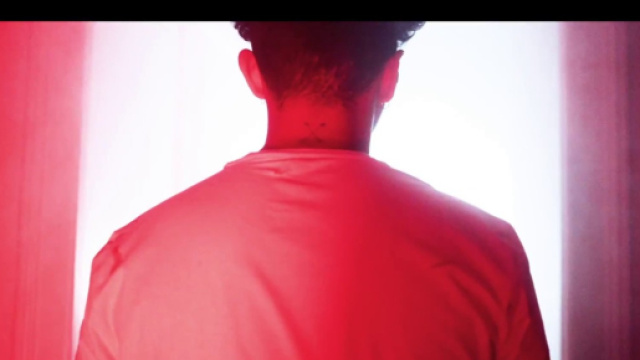 Doxx de dos pour son nouveau clip "Colère" issu de son dernier EP "Au final".