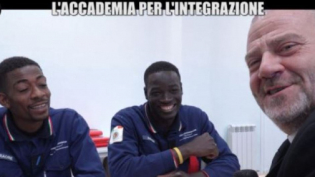 Le Iene Giulio Golia, l'Accademia per l'Integrazione degli immigrati
