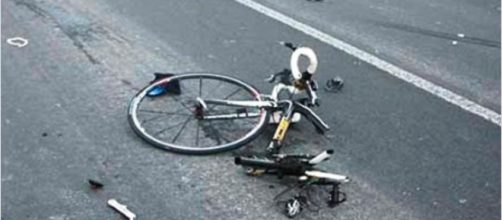 Padova, dramma in strada: Roberto travolto in bici muore a 16 anni - Fanpage.it