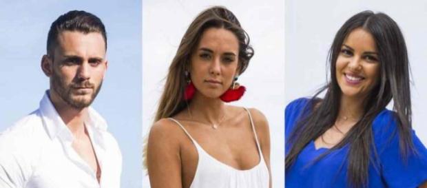 10 Couples Parfaits 2 : Trompée et humiliée par Illan, Hilona s'exprime et se dit 'choquée' sur les réseaux sociaux. 10 Couples Parfaits 2 : Trompée et humiliée par Illan, Hilona s'exprime et se dit 'choquée' sur les réseaux sociaux.