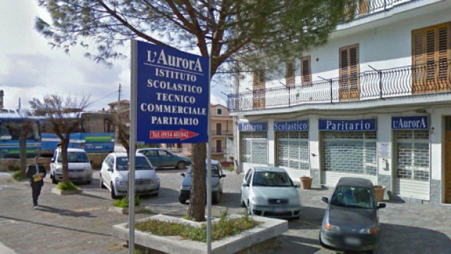 Enna, scoperta scuola fantasma che gli alunni non avevano mai frequentato | lasicilia.it