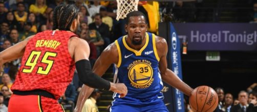 Kevin Durant led the Warriors on Tuesday (Nov. 13) with 29 points in a win against Atlanta. [Image via NBA/YouTube]