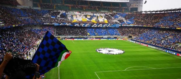 La coreografia dei tifosi dell'Inter in occasione della prima gara di Champions contro il Tottenham La coreografia dei tifosi dell'Inter in occasione della prima gara di Champions contro il Tottenham