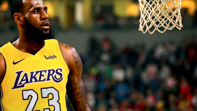 LeBron in Lakers Jersey Wallpapers New Tab – Free Addons - free-addons.com
