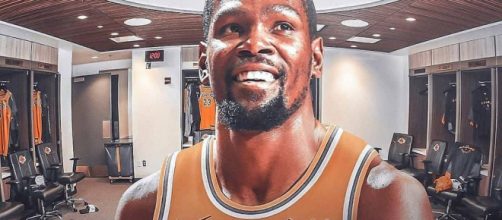 Draymond Green's comments towards KD could have Durant thinking of free agency. [Image via @lalakeshow/Instagram]