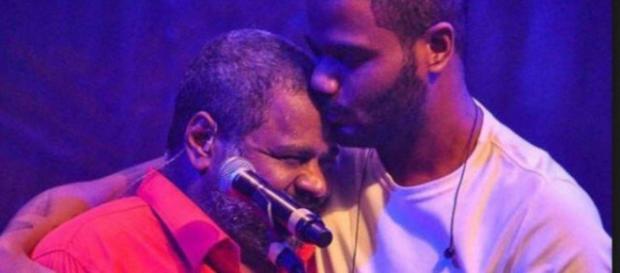 Arlindinho com seu pai Arlindo Cruz Arlindinho com seu pai Arlindo Cruz