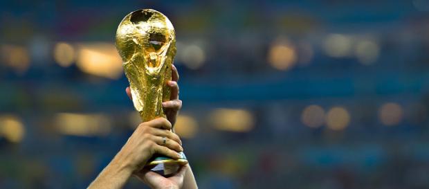 Football : les 6 joueurs les plus âgés à avoir pris part à une Coupe du monde Football : les 6 joueurs les plus âgés à avoir pris part à une Coupe du monde